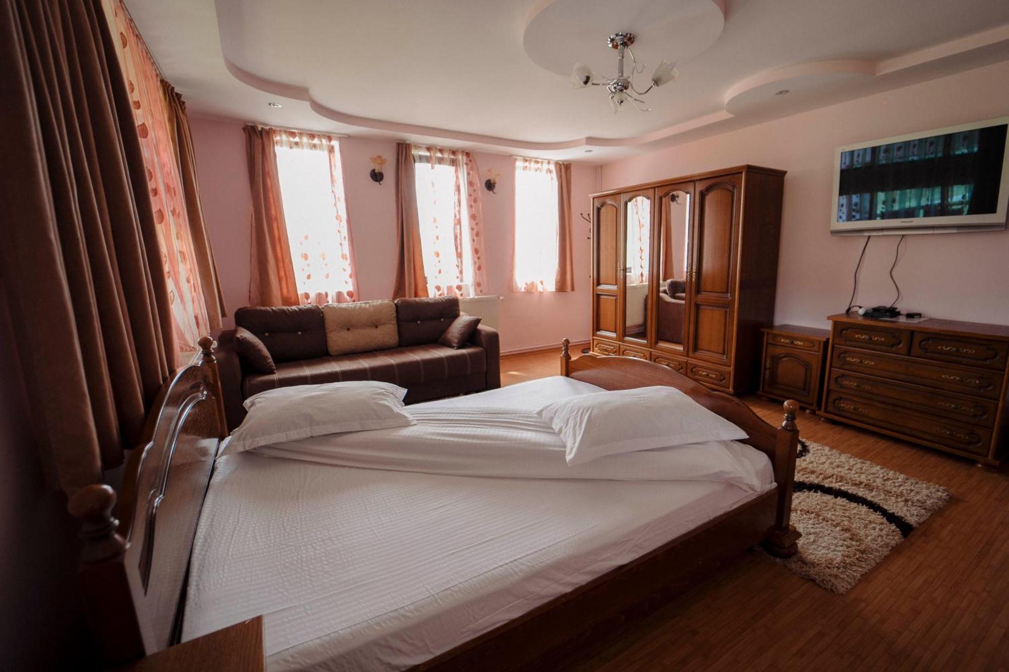 Casa Miruna Пояна Негри Екстериор снимка