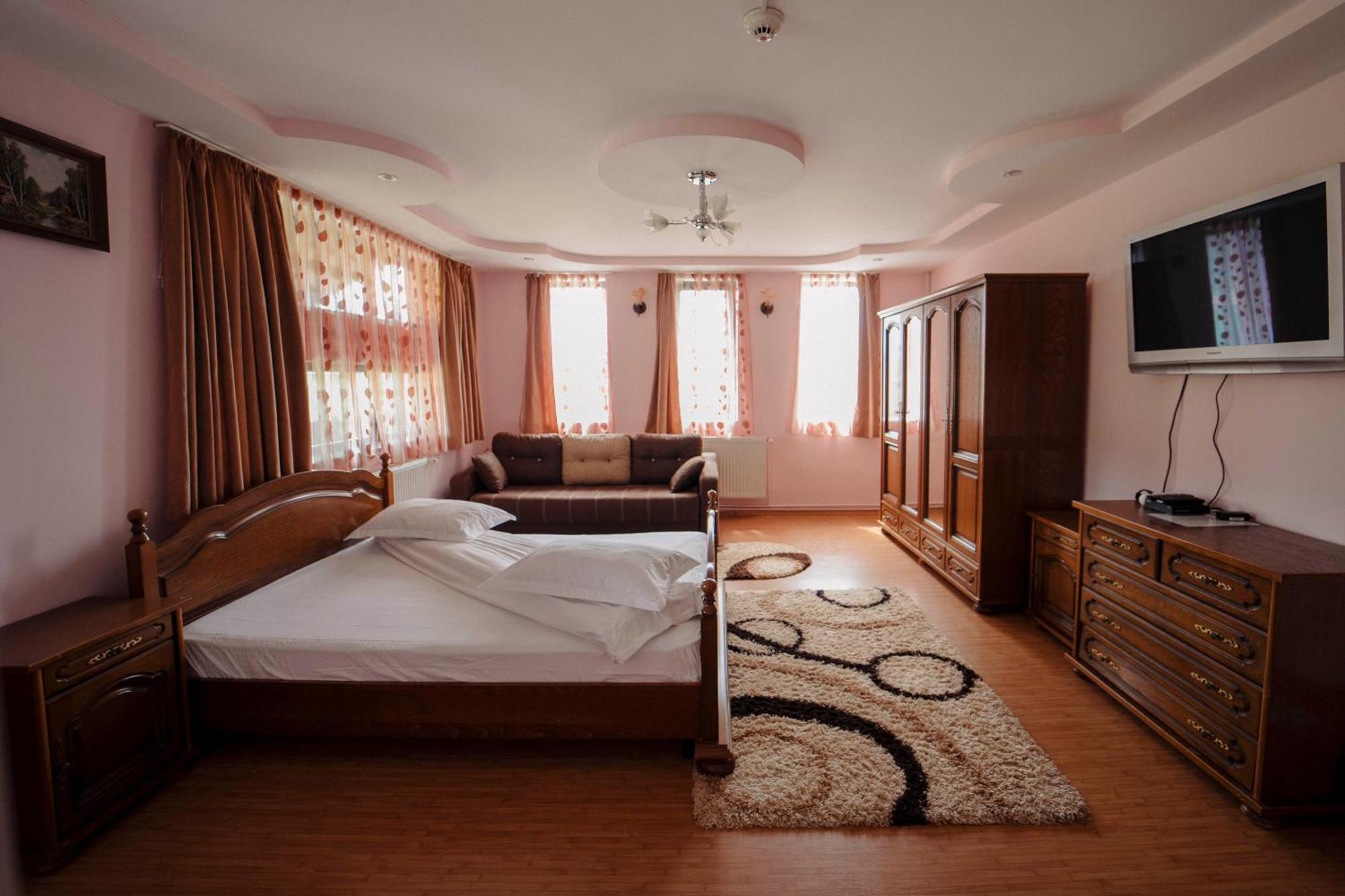 Casa Miruna Пояна Негри Екстериор снимка