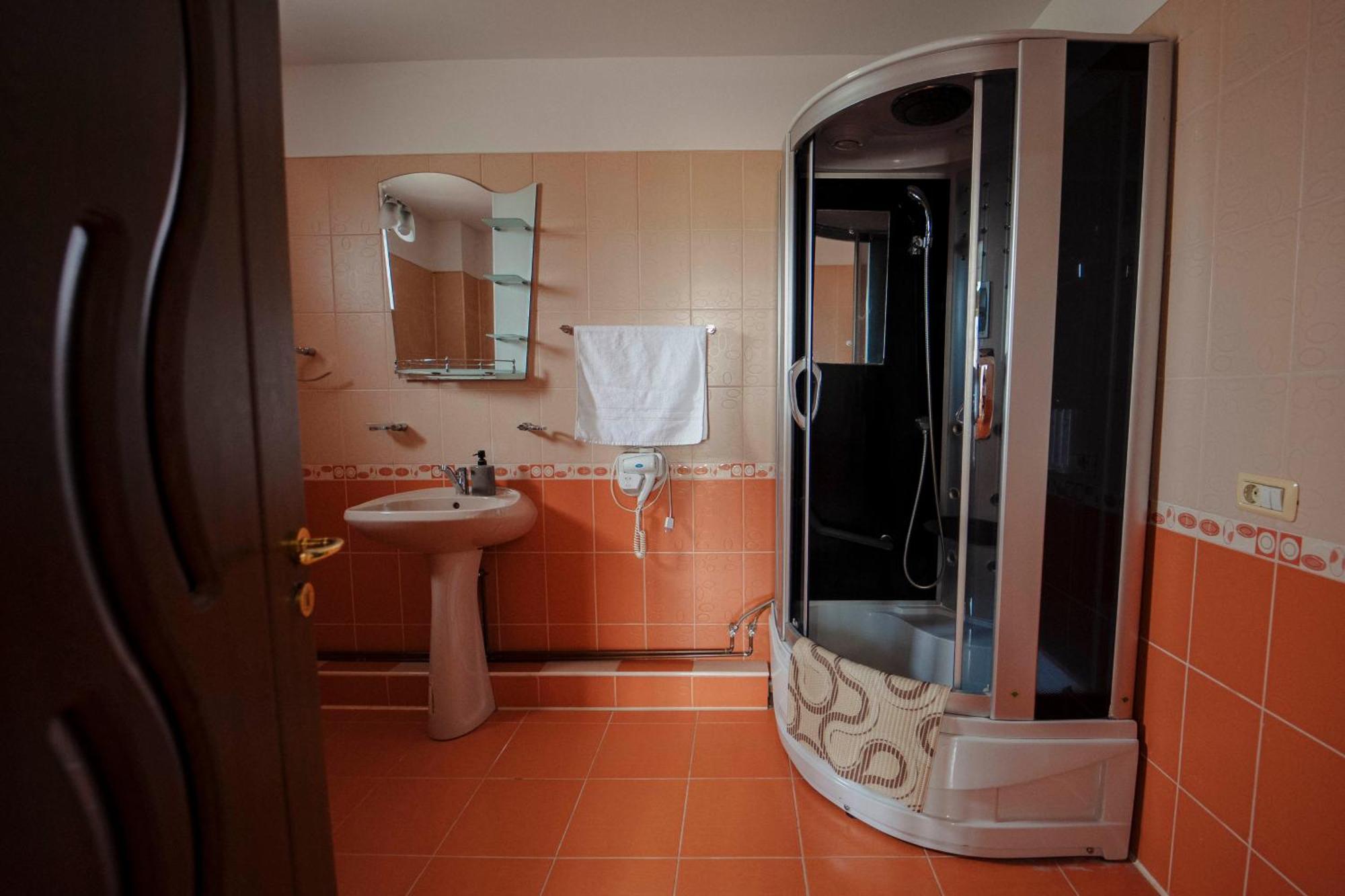 Casa Miruna Пояна Негри Екстериор снимка